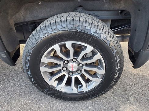Used 2021 GMC Sierra 1500 AT4 w/ AT4 Premium Package image 33