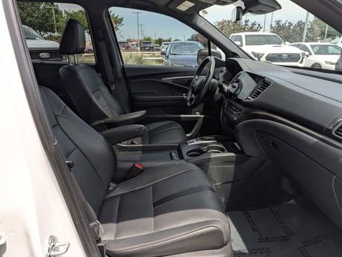 Used 2022 Honda Pilot TrailSport image 33