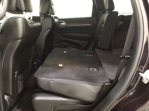 Used 2021 Jeep Grand Cherokee Limited AWD/4WD image 19