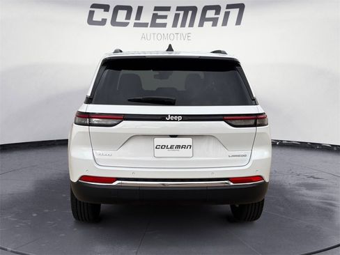 New 2025 Jeep Grand Cherokee Laredo w/ Luxury Tech Group I image 4