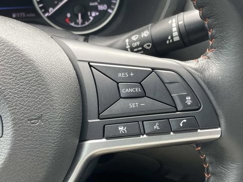 Certified 2021 Nissan Sentra SR w/ Trunk Package FWD image 19