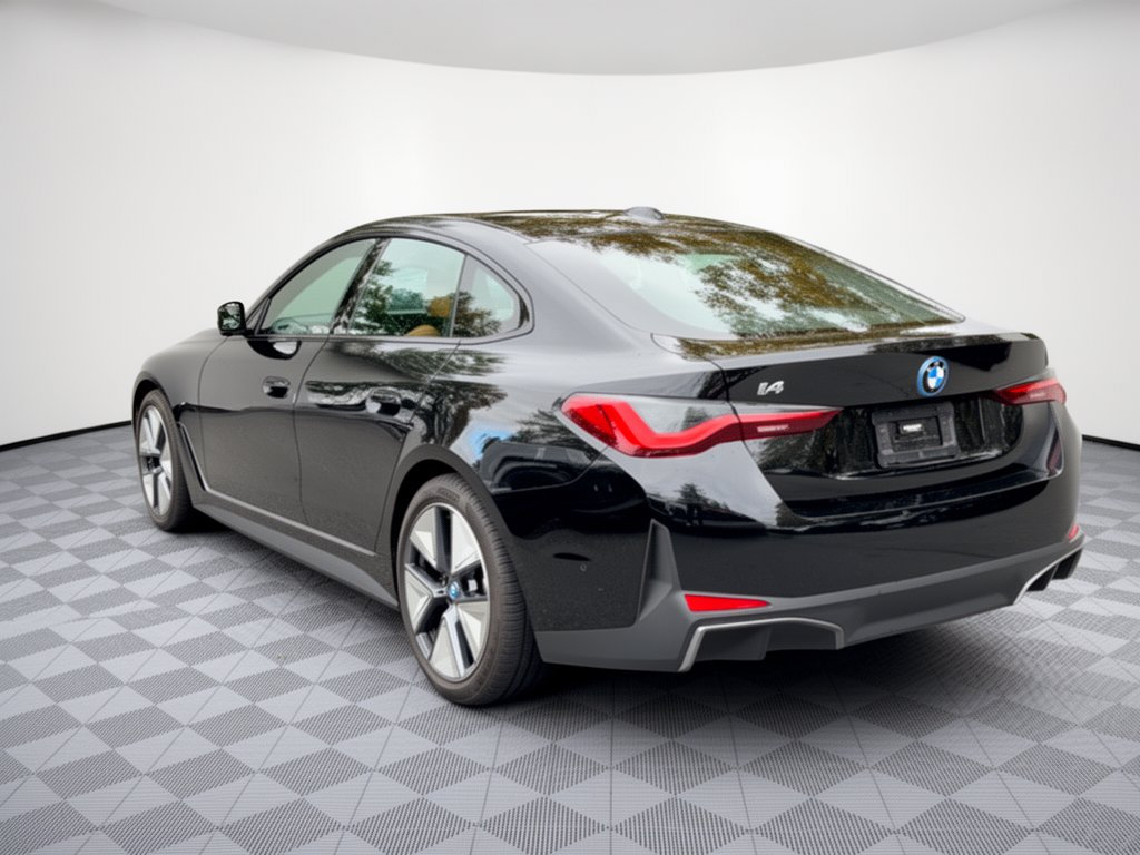 Used 2023 BMW i4 eDrive35 w/ Premium Package RWD image 3