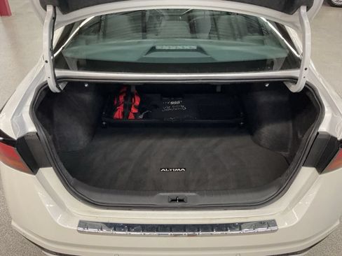 Used 2023 Nissan Altima 2.5 SV w/ SV Premium Package AWD/4WD image 22