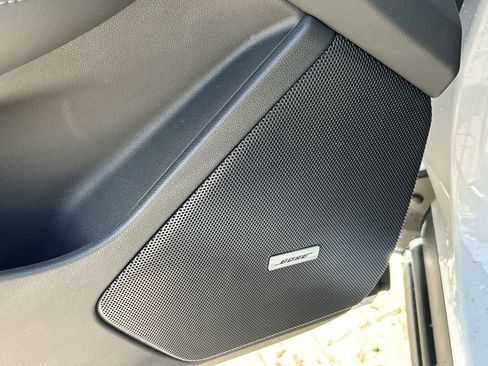 New 2025 Cadillac XT6 Luxury image 20