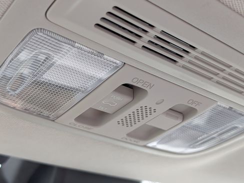 Used 2022 Honda HR-V EX image 24