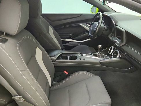 Used 2019 Chevrolet Camaro LT RWD image 22