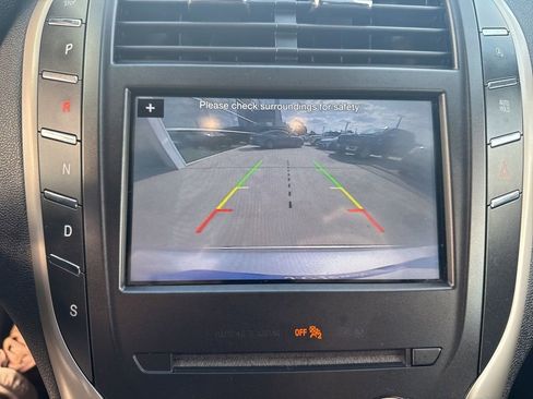 Used 2017 Lincoln MKC Premiere FWD image 22
