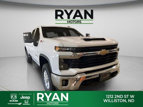 Used 2025 Chevrolet Silverado 2500 LT w/ All Star Edition AWD/4WD image 1