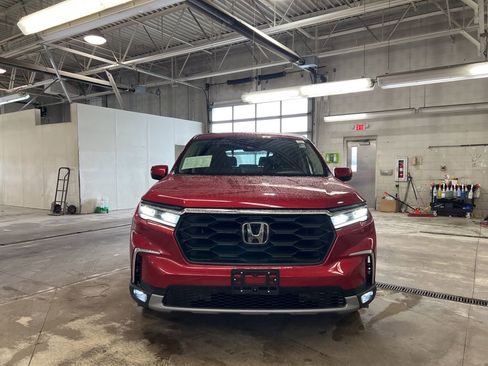 Used 2024 Honda Pilot EX-L image 2