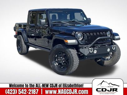 Used 2024 Jeep Gladiator Sport