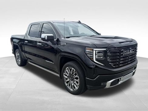 Used 2025 GMC Sierra 1500 Denali Ultimate AWD/4WD image 3