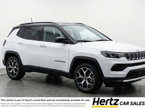 Used 2025 Jeep Compass Limited image 1