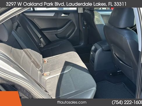 Used 2018 Volkswagen Jetta SE image 36