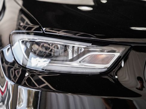 New 2026 Chrysler Pacifica Limited image 13