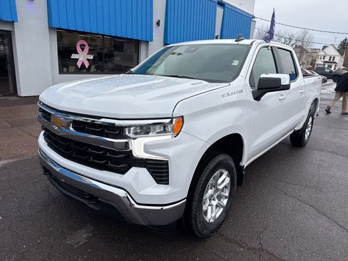 New 2026 Chevrolet Silverado 1500 LT image 2