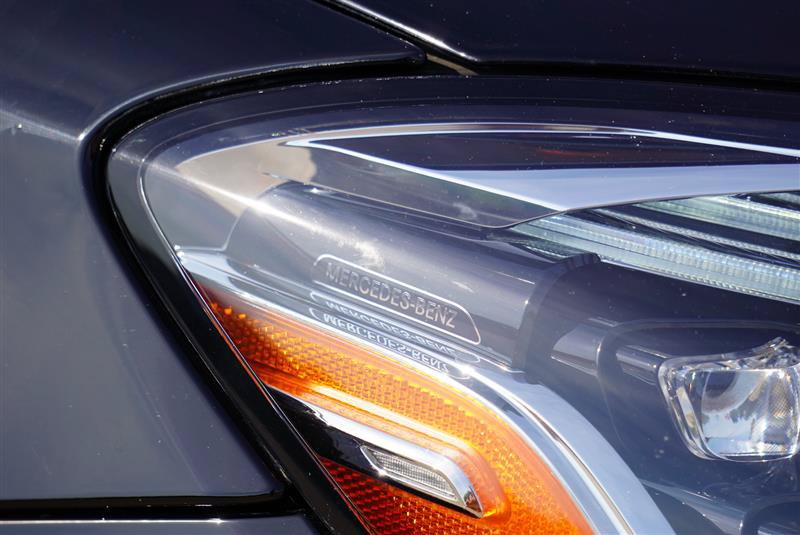 Used 2018 Mercedes-Benz S 560 4MATIC Sedan image 32