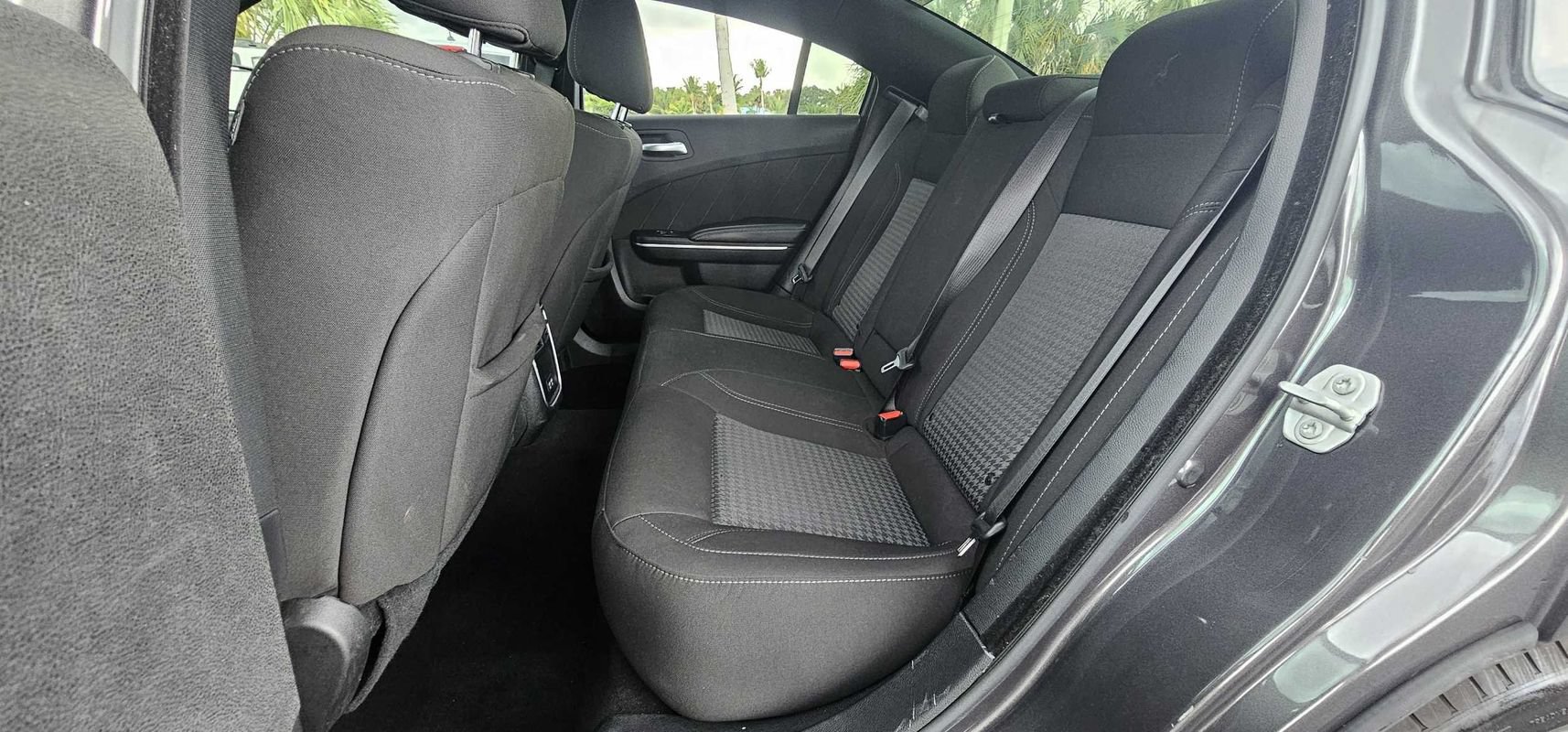 Used 2023 Dodge Charger SXT RWD image 19