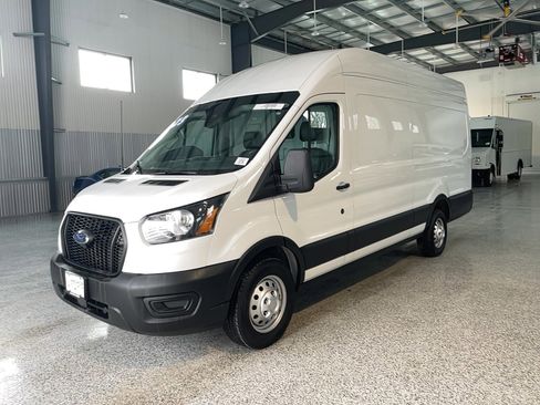 Used 2023 Ford Transit 250 148 High Roof Extended AWD image 3