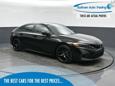 Used 2024 Honda Civic Sport image 1