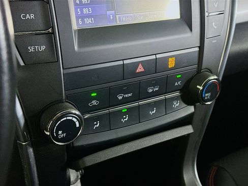 Used 2017 Toyota Camry SE FWD image 22