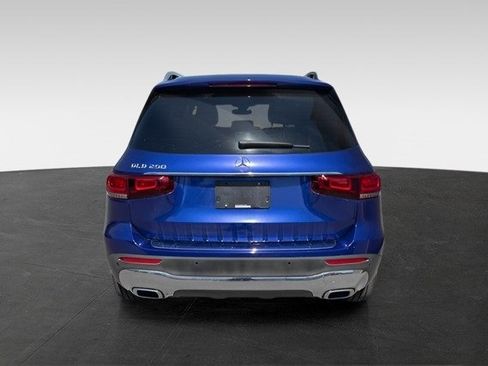 Used 2021 Mercedes-Benz GLB 250 image 8