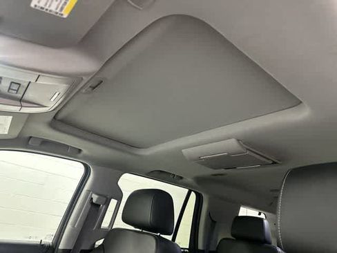 Used 2017 Chevrolet Tahoe Premier RWD image 28
