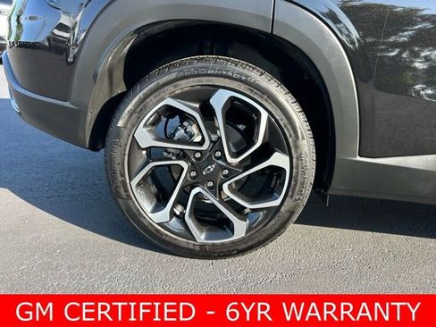 Used 2025 Chevrolet Trax RS w/ Sunroof Package image 7