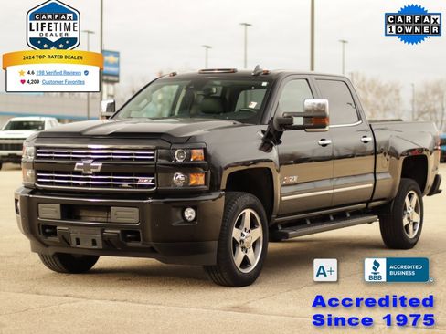 Used 2016 Chevrolet Silverado 2500 LTZ w/ Custom Sport Edition image 3