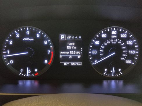 Used 2016 Hyundai Sonata SE FWD image 23