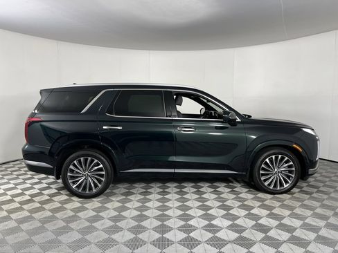 Used 2025 Hyundai Palisade Calligraphy image 3
