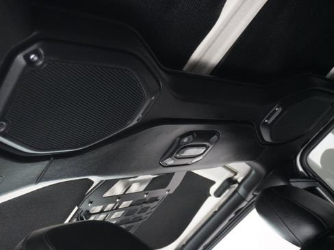 Used 2021 Jeep Wrangler Unlimited Rubicon image 15