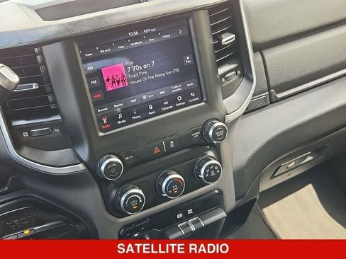 Used 2021 RAM 2500 Big Horn w/ Level 1 Equipment Group AWD/4WD image 29
