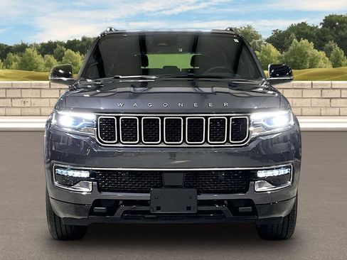 Used 2024 Jeep Wagoneer 4WD w/ HD Trailer Tow Package image 3
