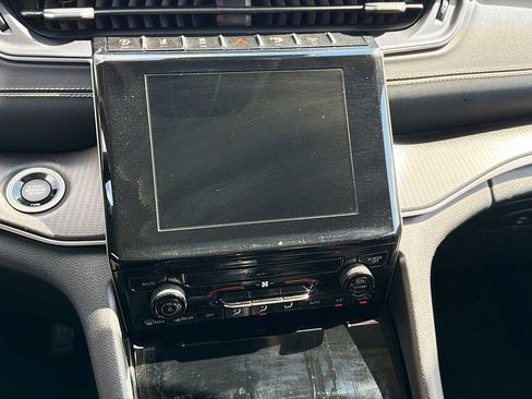 Used 2023 Jeep Grand Cherokee Laredo RWD image 27