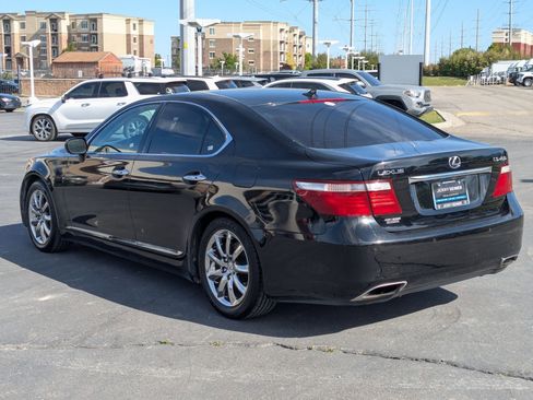 Used 2007 Lexus LS 460 RWD image 3