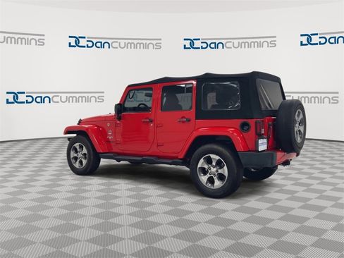 Used 2017 Jeep Wrangler Unlimited Sahara w/ Connectivity Group image 6
