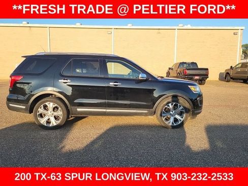 Used 2018 Ford Explorer Platinum AWD/4WD image 5