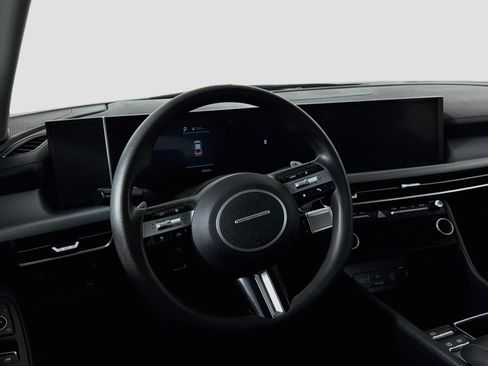 Used 2025 Hyundai Sonata SEL FWD image 18