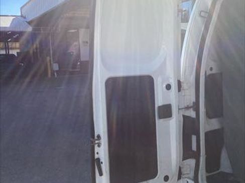Used 2015 Nissan NV200 SV w/ Technology Package image 23
