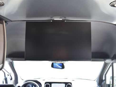Used 2022 Mercedes-Benz Sprinter 3500 image 38