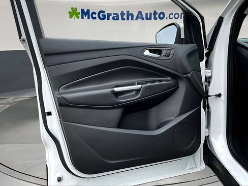 Used 2017 Ford Escape Titanium AWD/4WD image 24