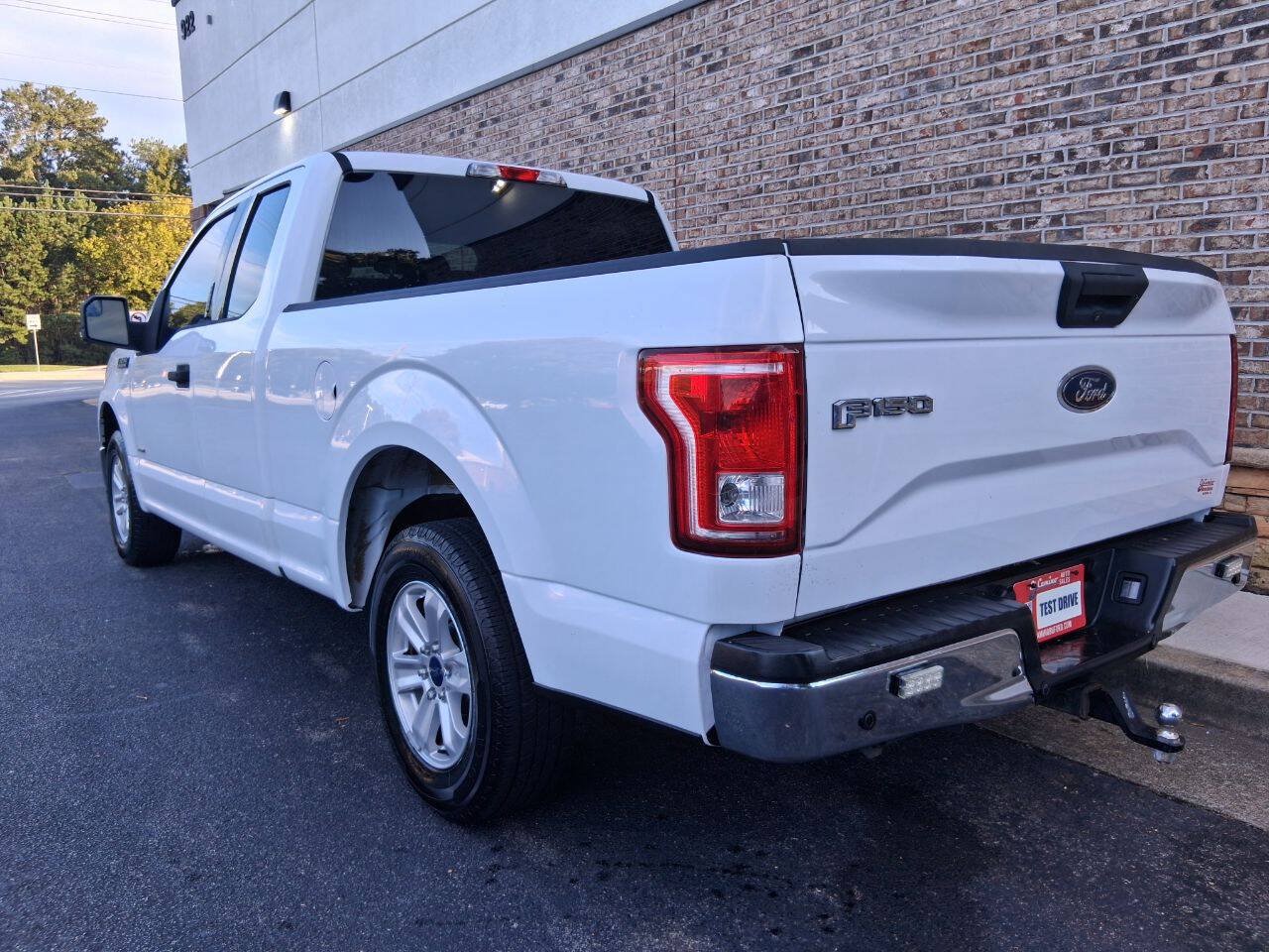 Used 2016 Ford F150 XLT w/ Equipment Group 301A Mid RWD image 3