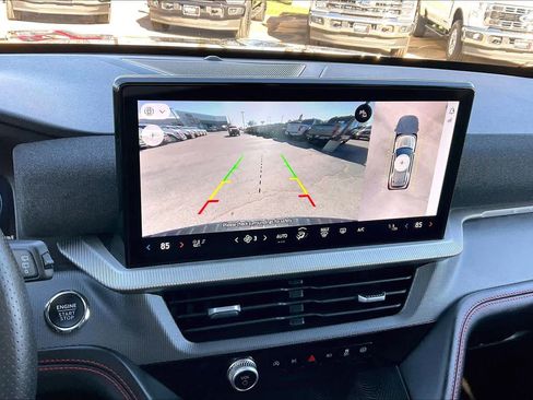 Used 2025 Ford Explorer ST-Line image 26