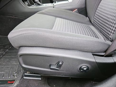 Used 2019 Dodge Charger SXT w/ Blacktop Package image 22