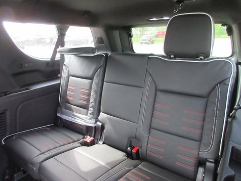 New 2026 GMC Yukon XL AT4 Ultimate image 13