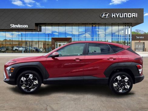 Certified 2025 Hyundai Kona SEL image 2