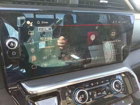 Used 2024 GMC Sierra 1500 Denali w/ Denali Reserve Package AWD/4WD image 14