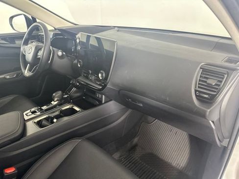 Used 2024 Lexus NX 350h AWD image 27