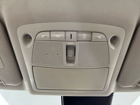 Used 2019 Nissan Rogue SV w/ Sun & Sound Touring Package FWD image 34