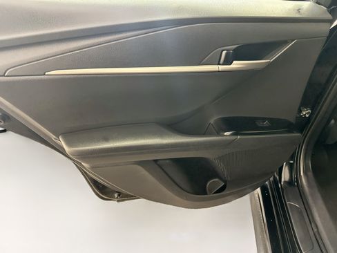 Used 2025 Toyota Camry SE FWD image 27